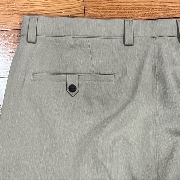 NEW Greg Norman Men's ML75 Microfiber Ultimate 5-Pocket Pants Sz 36 Beige Golf - Picture 11 of 14